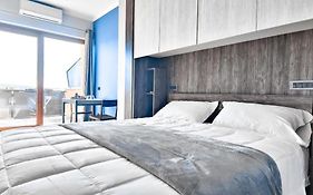Albatros Accommodations